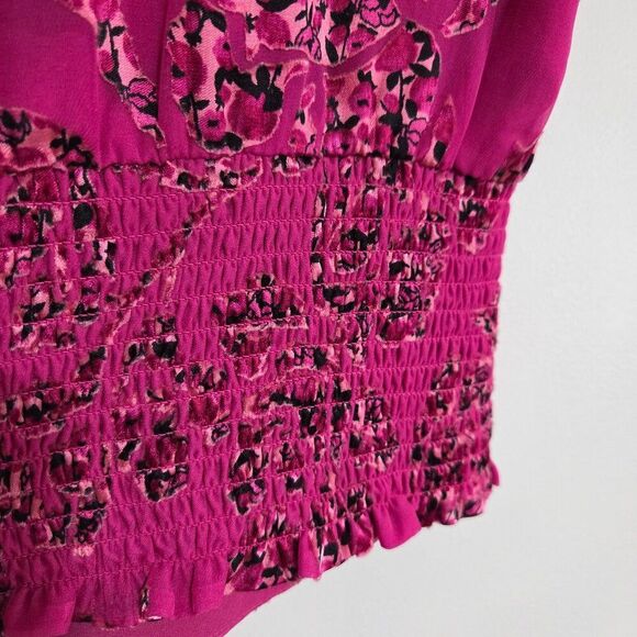 EUC WHITE HOUSE BLACK MARKET PINK FLORAL SURPLICE PLEATED SLEEVELESS TOP S - Picture 4 of 16
